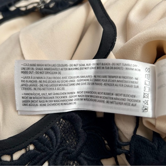 Keepsake The Label Black Lace True Love Maxi Dress Gown Size Large Sleeveless - Picture 14 of 15